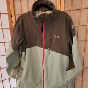 Womans Columbia Titanium ski jacket